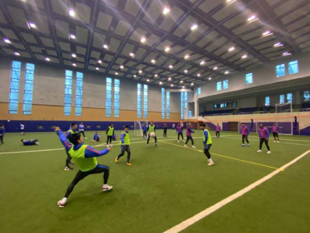 世界杯官方app-申花透露老总正为球队找钱 约尼奇状态仅恢复两成